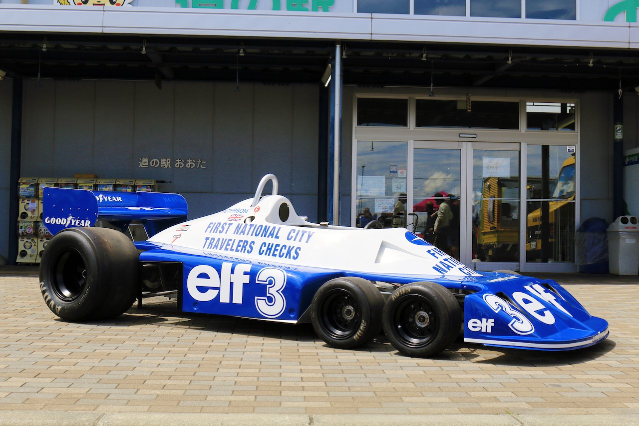 ハンドメイドによる「アルミのイオタ」の生みの親が「6輪F1